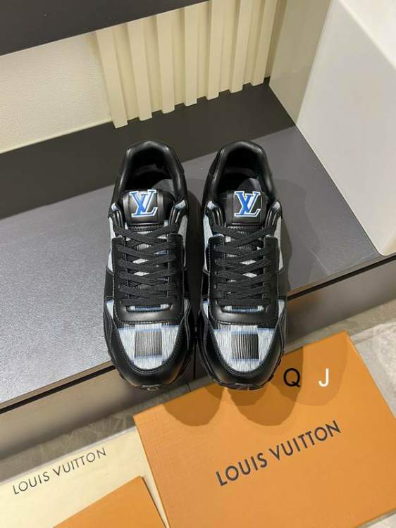 Picture of Louis Vuitton Shoes _SKULVsz38-45J100212614